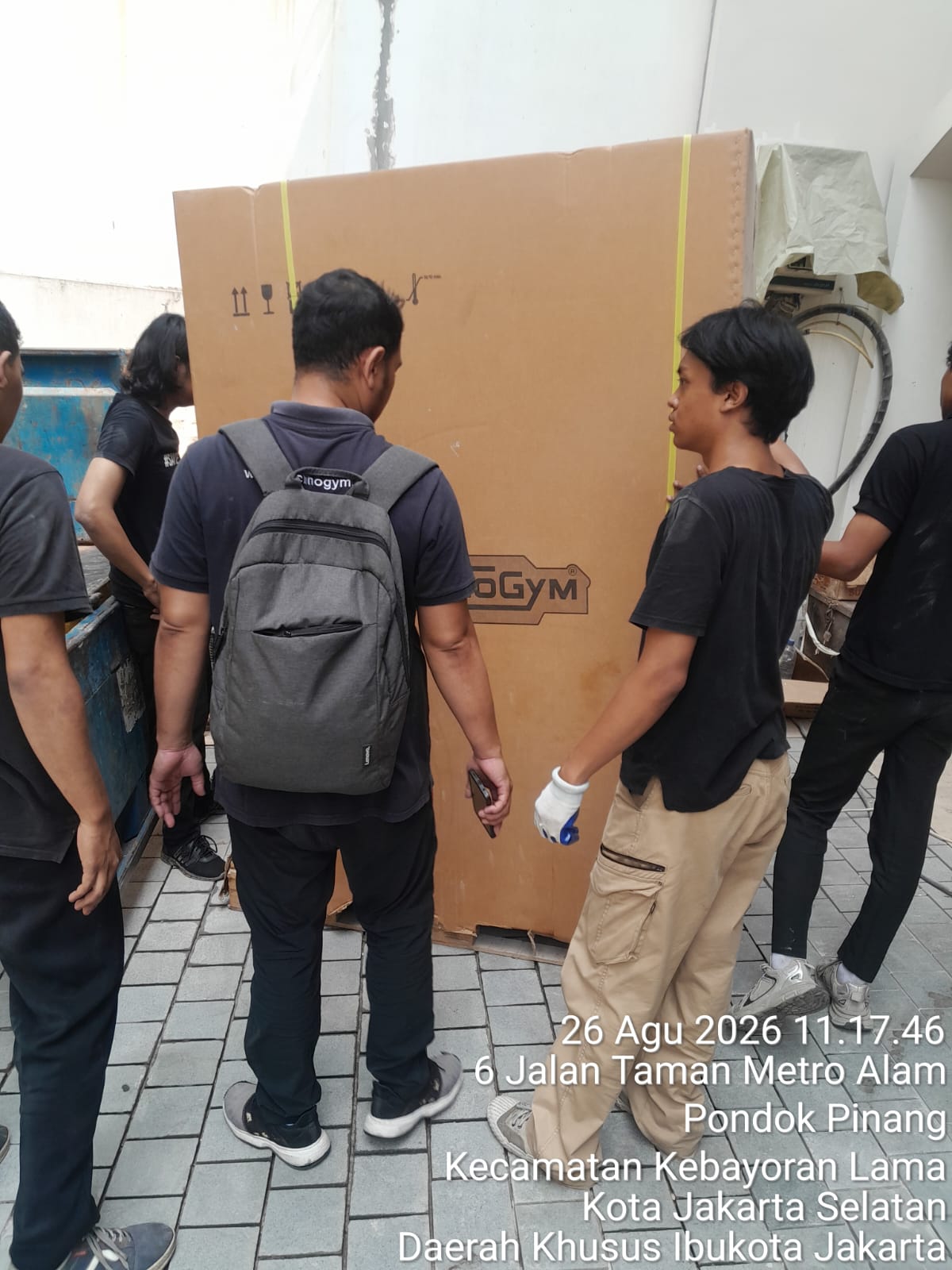 Unpacking & Penataan Lemari